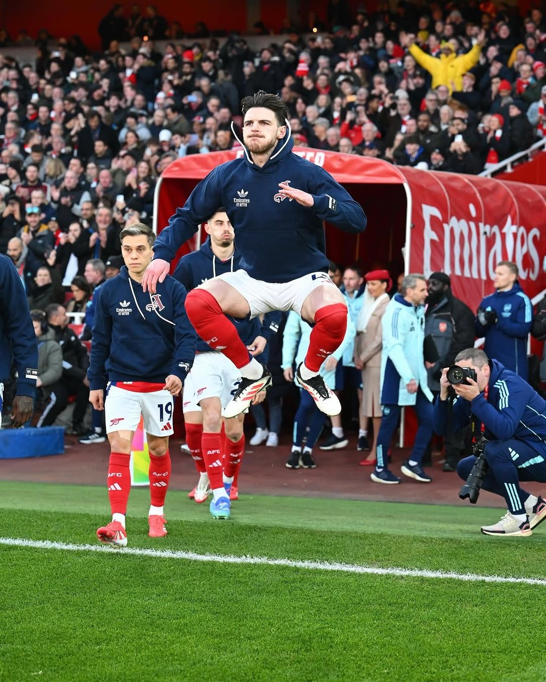 黑白直播在线观看-关于阿森纳冬窗转会料再添进攻者，助冲英超前四的信息