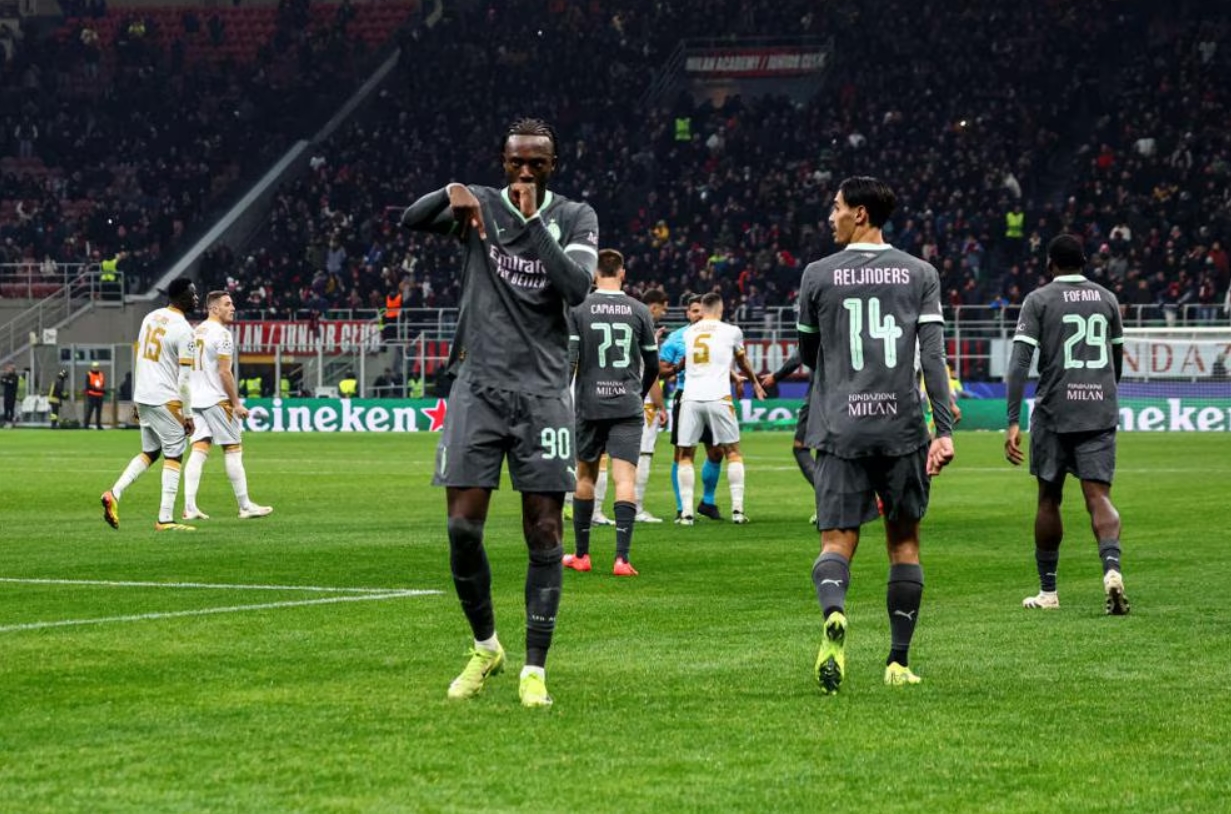 黑白直播在线观看-包含AC米兰主场大胜,神勇表现加冕夏季赛王的词条