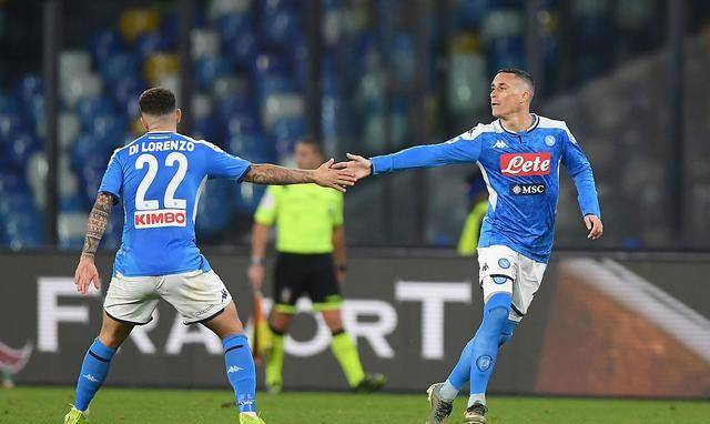 黑白直播网-包含意甲赛事搏杀正酣,双方势均力敌的词条