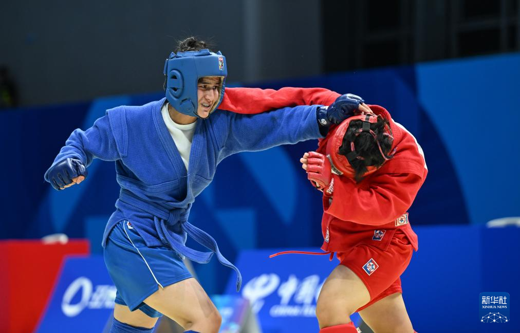 黑白直播在线观看-乌兹别克斯坦队在生死战中晋级，闯入下一轮争夺胜利