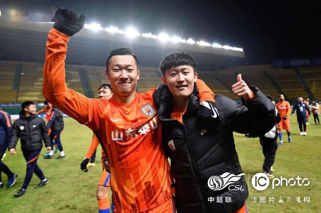 黑白直播在线观看-天津队重组后再战中超，期待好成绩