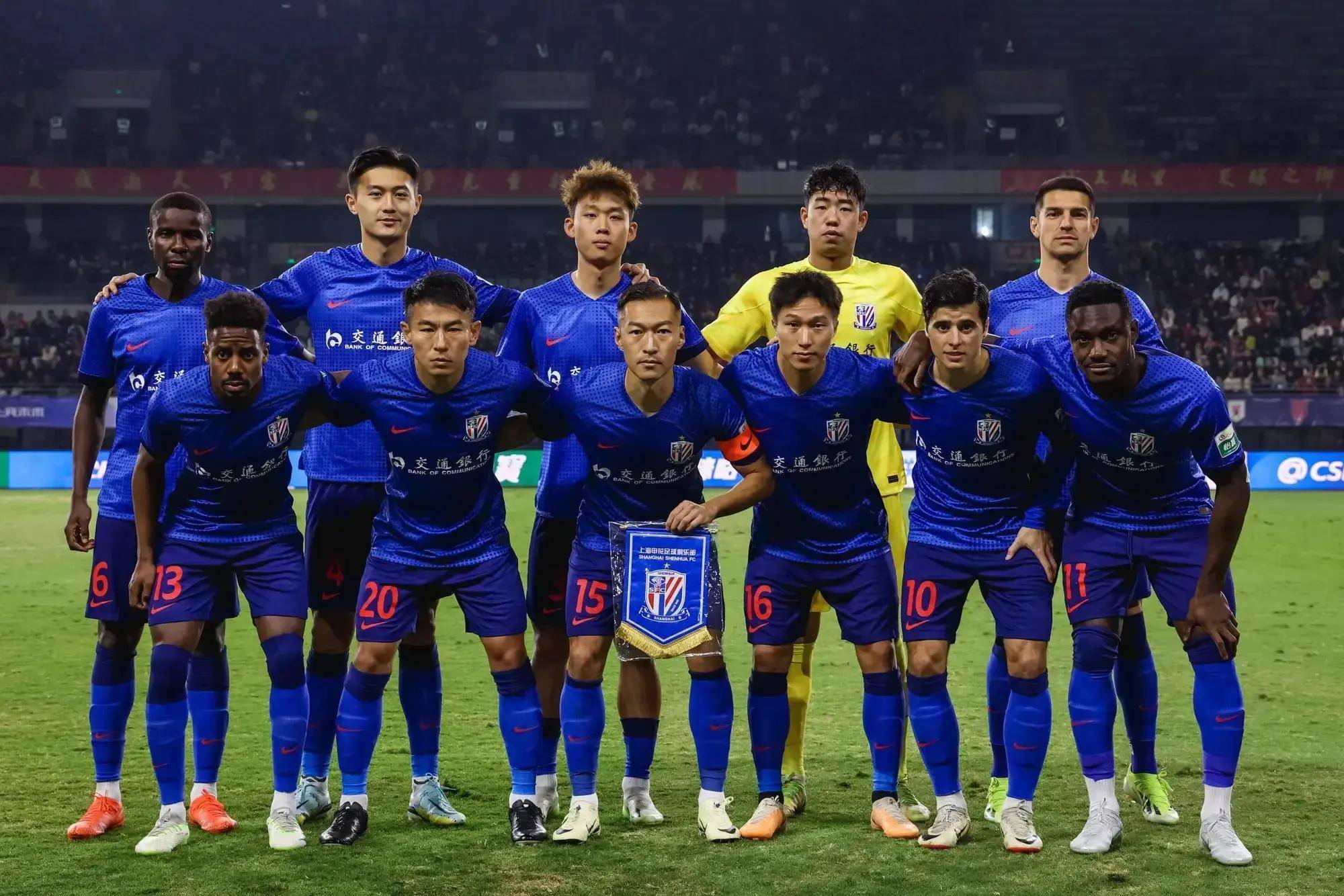 黑白直播nba在线观看-苏宁对阵申花：强强交锋谁能一战成名的简单介绍