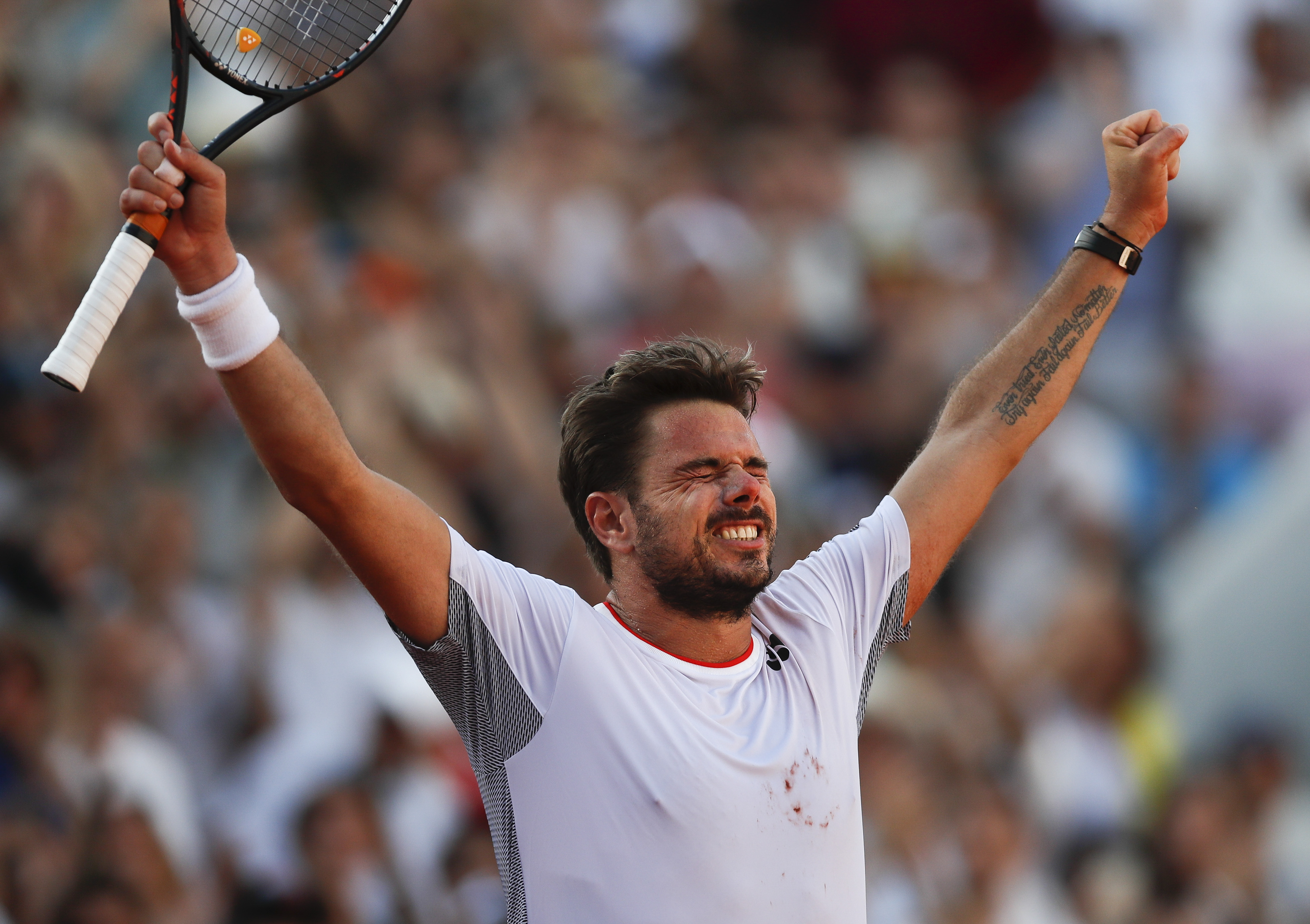 黑白直播免费体育直播-包含欧洲网球队绝杀法国网球队，瓦林卡惊艳世界的词条