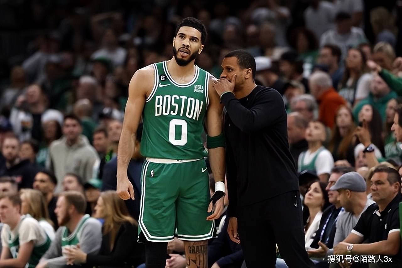 关于灰熊绝地反击雄鹿，塔图姆惊艳世界的信息