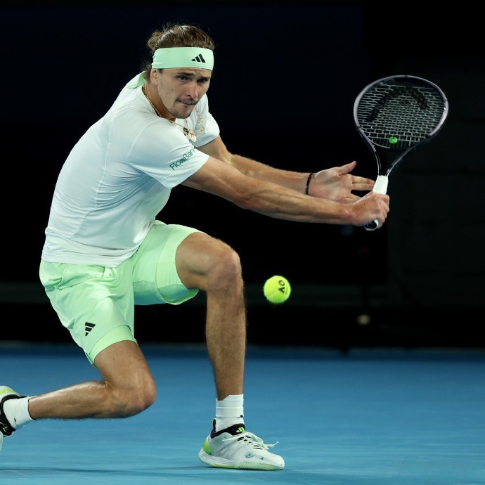 黑白直播网-澳网轻取年终总决赛，梅德韦杰夫带队取胜的简单介绍